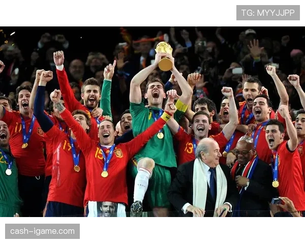 阿隆索回忆世界杯冠军时光,强调队友间的默契与传奇瞬间 阿隆索回忆世界杯冠军时光,强调队友间的默契与传奇瞬间