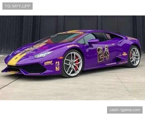 科比凌晨四点的豪宅车库，停着七辆超跑却天天穿旧球鞋出门